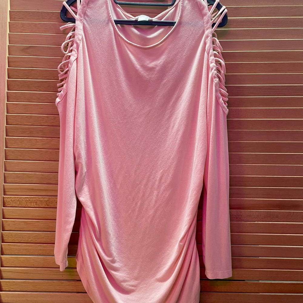 VENUS Blush Pink Cold Shoulder Top, Size 1X